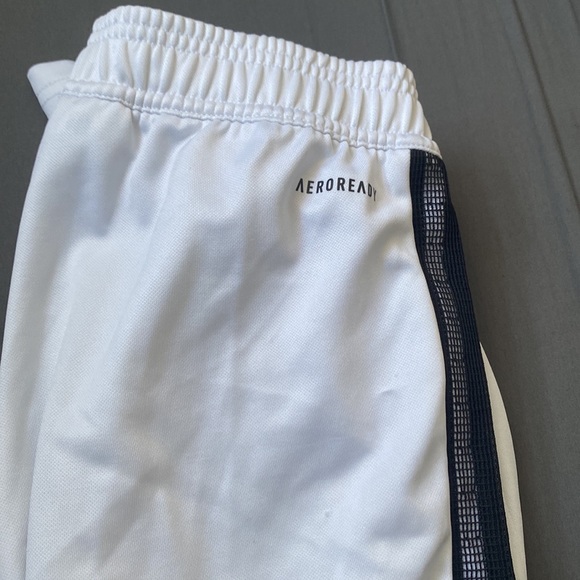 COPY - White Adidas track pants - Picture 2 of 4